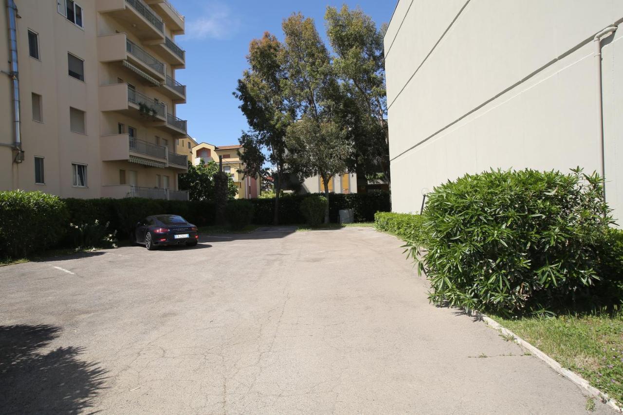 Residence Le Palme Montesilvano Marina Exterior foto